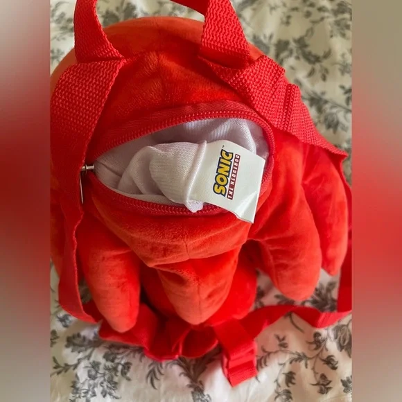 Sonic the Hedgehog knuckles Backpack - Picture 4 of 4